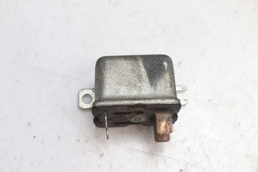 photo de ANLASSERRELAIS PIAGGIO VESPA PK FL 2T 50 (1990 - 1996) - Detailansicht des Bauteils