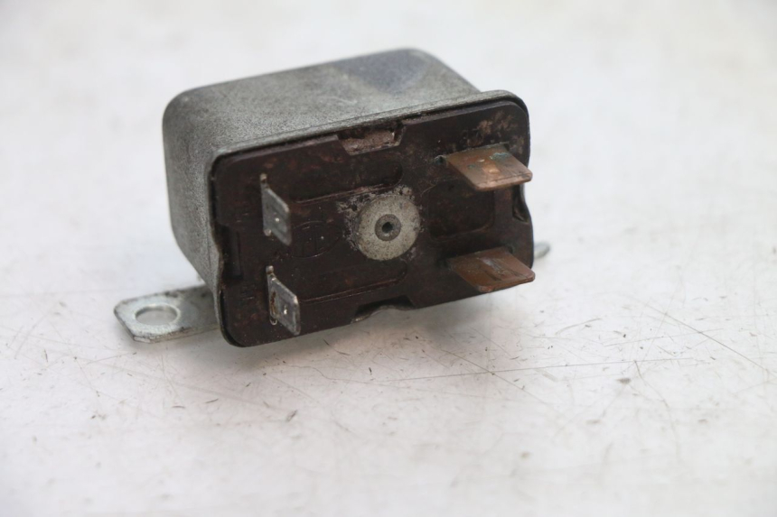photo de ANLASSERRELAIS PIAGGIO VESPA PK FL 2T 50 (1990 - 1996) - Alternative Perspektive