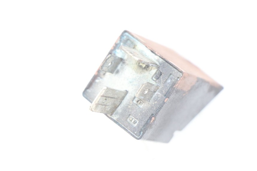 photo de STARTERRELAY PIAGGIO VESPA PRIMAVERA 2T 50 (2013 - 2018) - Zoom auf Gebrauchszustand