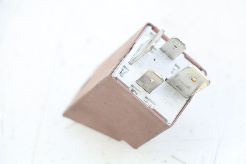 photo de STARTERRELAY PIAGGIO VESPA PRIMAVERA 2T 50 (2013 - 2018) - Detailansicht des Bauteils