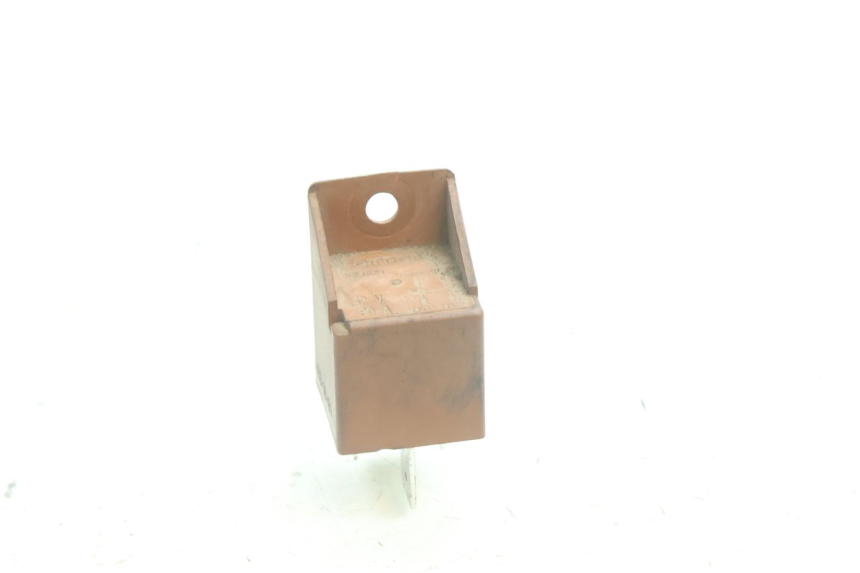 photo de STARTERRELAY PIAGGIO VESPA S 2T 50 (2007 - 2014) - Hauptansicht