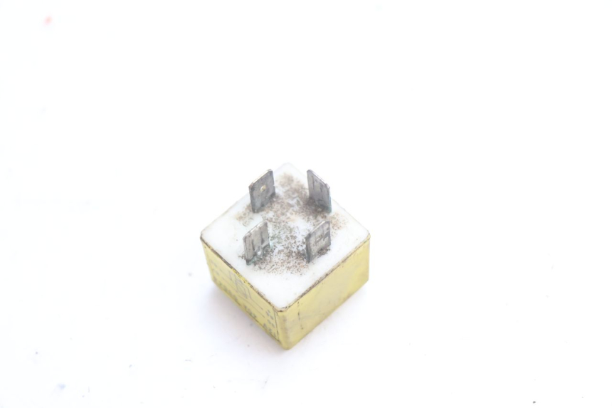 photo de STARTERRELAY PEUGEOT VIVACITY 50 (1998 - 2003) - Alternative Perspektive
