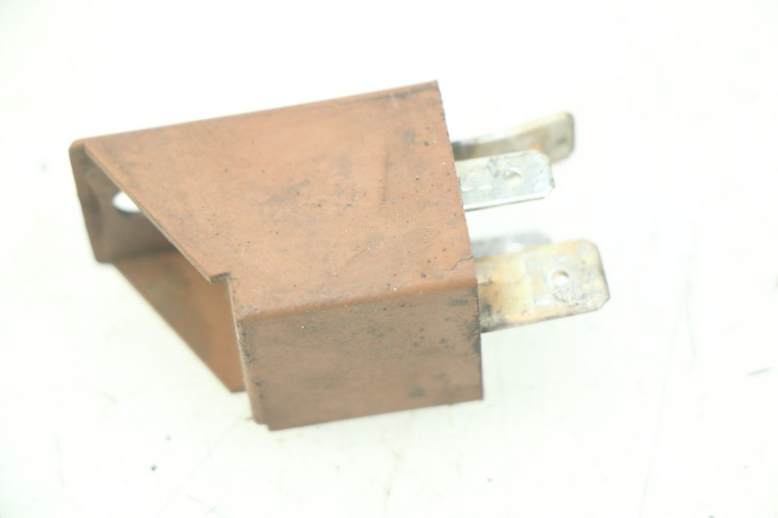 photo de STARTERRELAY PIAGGIO X8 125 (2004 - 2007) - Zoom auf Gebrauchszustand