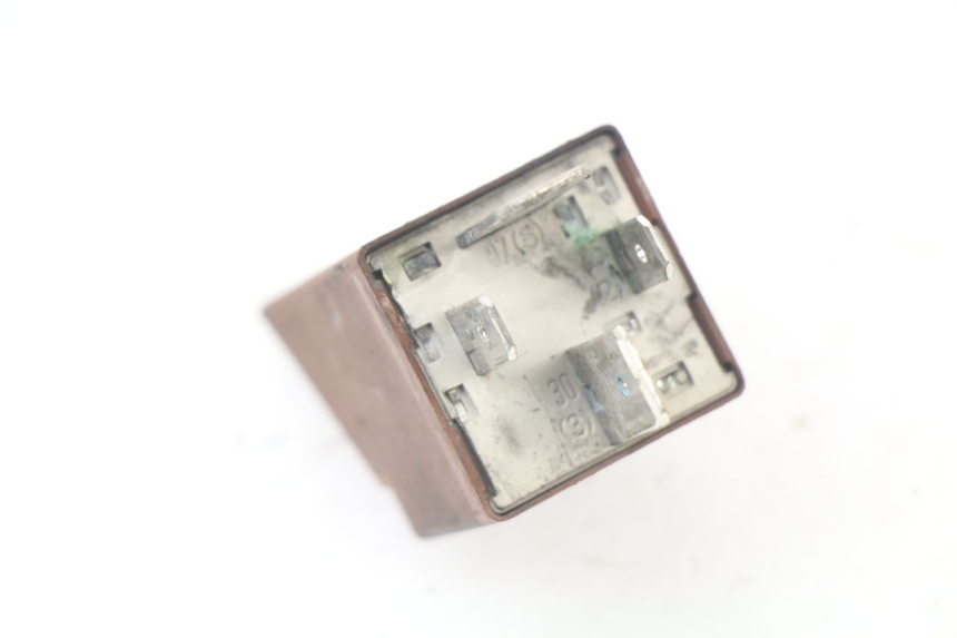 photo de STARTERRELAY PIAGGIO XEVO - X EVO 125 (2007 - 2017) - Zoom auf Gebrauchszustand