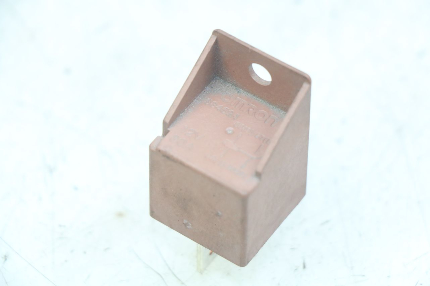 photo de STARTERRELAY PIAGGIO XEVO - X EVO 125 (2007 - 2017) - Hauptansicht