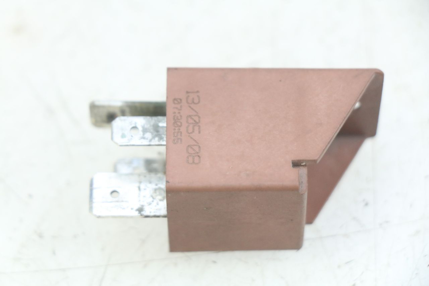 photo de STARTERRELAY PIAGGIO XEVO - X EVO 125 (2007 - 2017) - Detailansicht des Bauteils