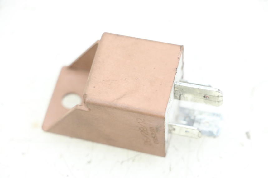 photo de STARTERRELAY PIAGGIO XEVO - X EVO 125 (2007 - 2017) - Alternative Perspektive