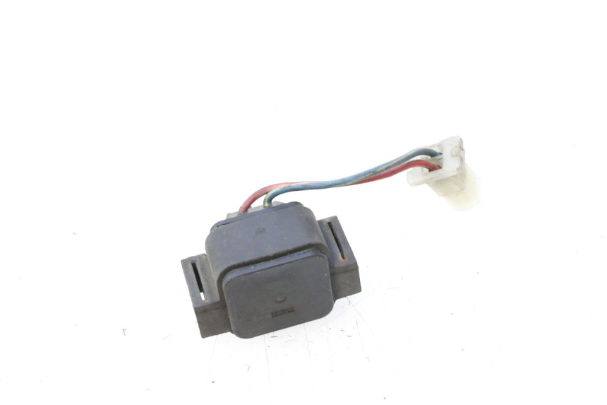 photo de STARTERRELAY YAMAHA YP MAJESTY 125 (1998 - 2001) - Zoom auf Gebrauchszustand