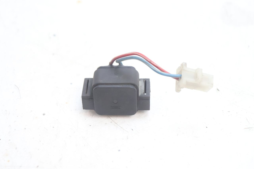 photo de STARTERRELAY YAMAHA YP MAJESTY 125 (2002 - 2006) - Alternative Perspektive