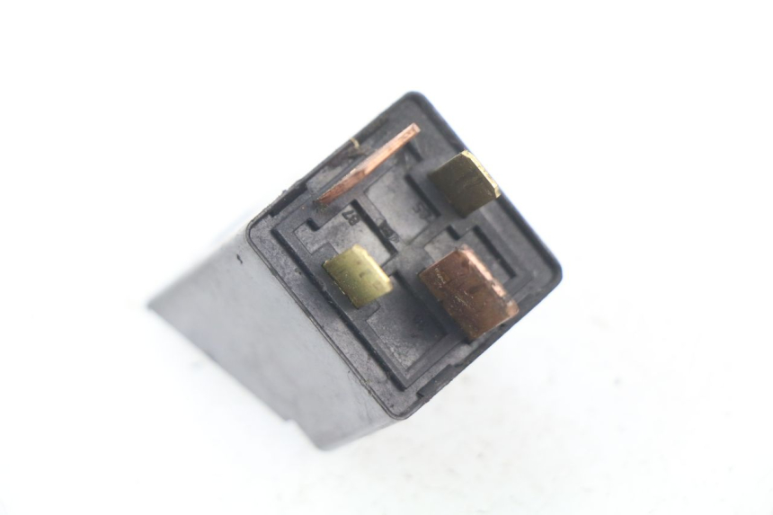 photo de STARTERRELAY PIAGGIO ZIP 2T 50 (2009 - 2019) - Zoom auf Gebrauchszustand