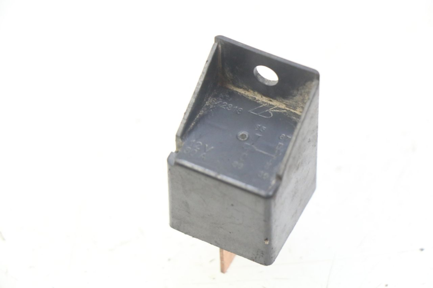 photo de STARTERRELAY PIAGGIO ZIP 4T 50 (2018 - 2020) - Alternative Perspektive