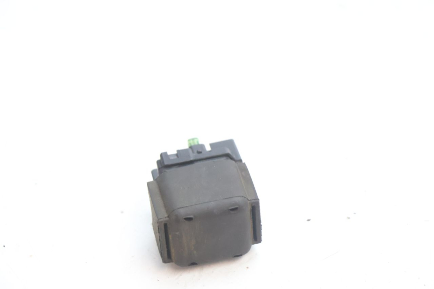 photo de STARTERRELAY KAWASAKI ZX-6R ZX6R 600 (1995 - 1997) - Technische Nahaufnahme