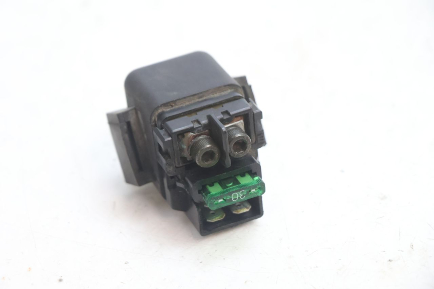 photo de ANLASSERRELAIS KAWASAKI ZX-6R ZX6R 600 (2000 - 2002) - Zoom auf Gebrauchszustand