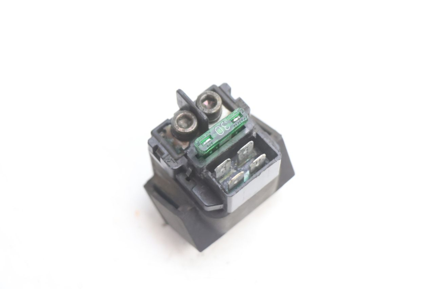 photo de ANLASSERRELAIS KAWASAKI ZX-6R ZX6R 600 (2000 - 2002) - Technische Nahaufnahme