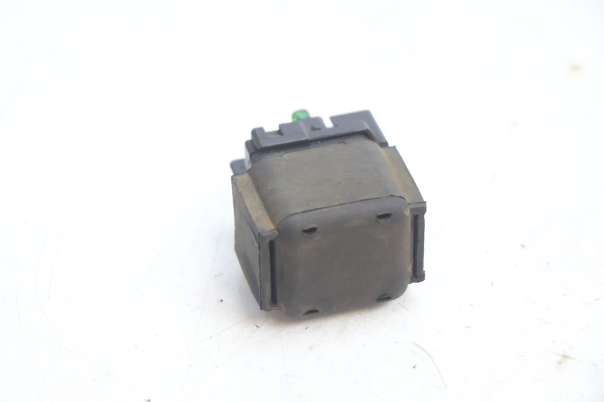 photo de STARTERRELAY KAWASAKI ZX-6R ZX6R 600 (1995 - 1997) - Alternative Perspektive