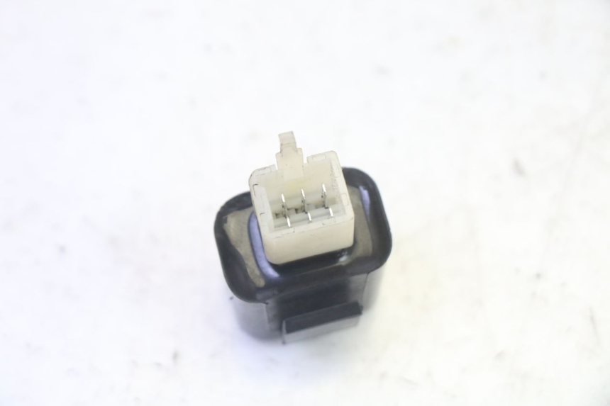 photo de RELAIS QUADRO 4 4D 350 (2015 - 2018) - Technische Nahaufnahme