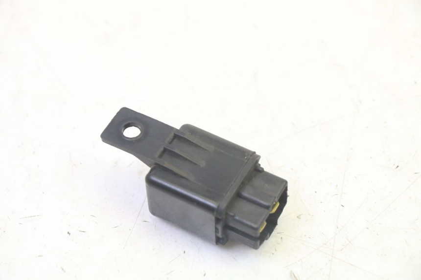 photo de RELAIS QUADRO 4 4D 350 (2015 - 2018) - Alternative Perspektive