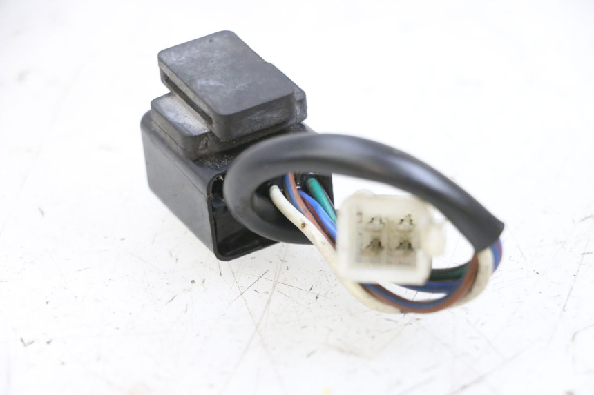 photo de RELAIS ADIVA AD3 300 (2014 - 2020) - Zoom auf Gebrauchszustand