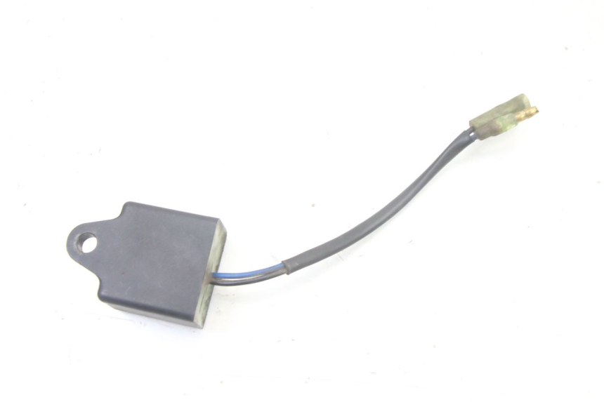 photo de ELEKTRISCHES RELAIS MBK BOOSTER SPIRIT NAKED 50 (2004 - 2017) - Alternative Perspektive