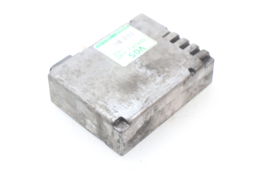 photo de ELEKTRISCHE RELAIS SUZUKI BURGMAN 650 (2002 - 2004) - Detailansicht des Bauteils