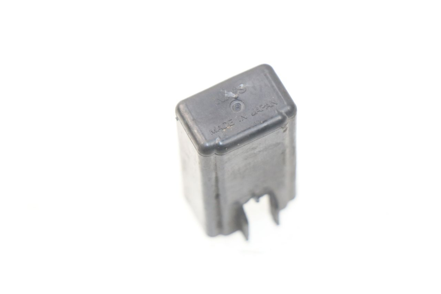photo de ELEKTRISCHES RELAIS SUZUKI BURGMAN 125 (2007 - 2014) - Detailansicht des Bauteils