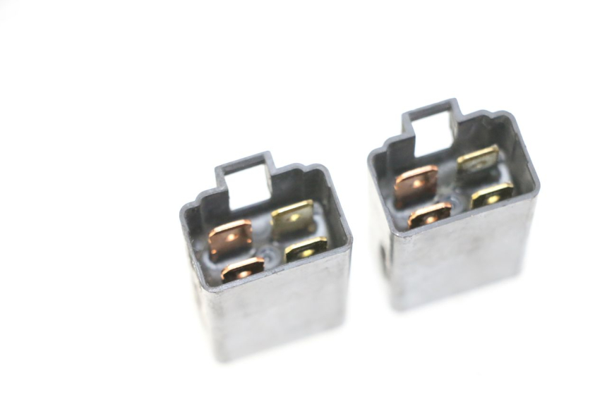 photo de ELEKTRISCHES RELAIS SUZUKI BURGMAN 125 (2007 - 2014) - Alternative Perspektive