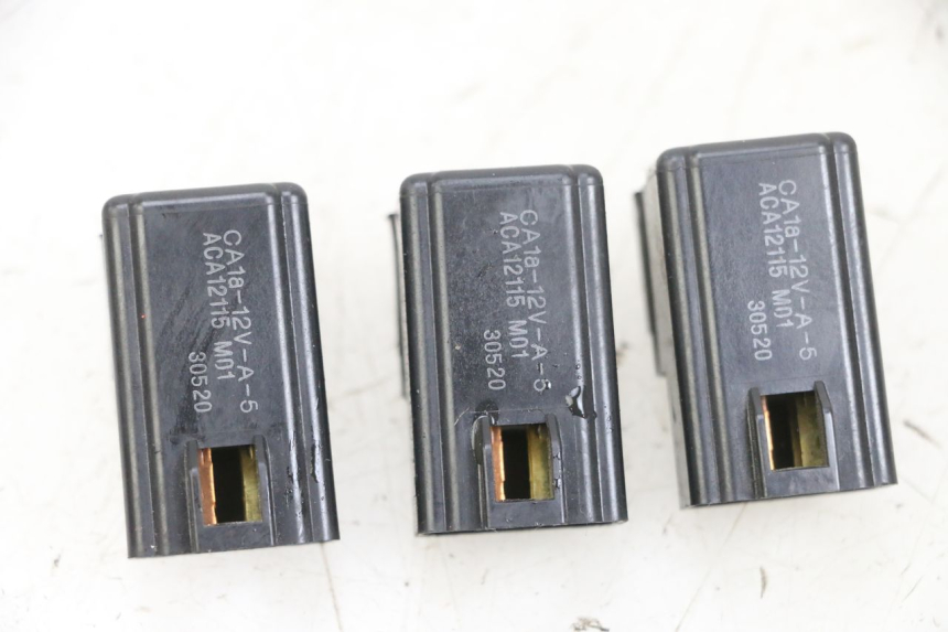 photo de RELAIS SUZUKI BURGMAN 650 (2013 - 2020) - Hauptansicht