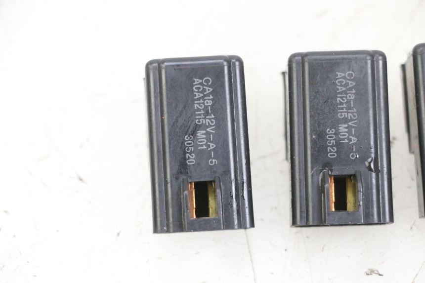 photo de RELAIS SUZUKI BURGMAN 650 (2013 - 2020) - Alternative Perspektive