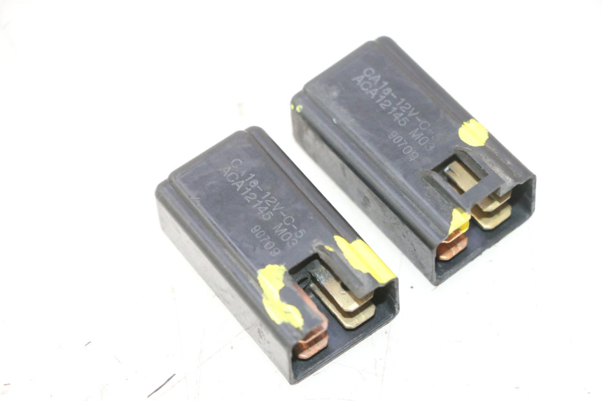 photo de ELEKTRISCHES RELAIS SUZUKI BURGMAN 125 (2007 - 2014) - Detailansicht des Bauteils