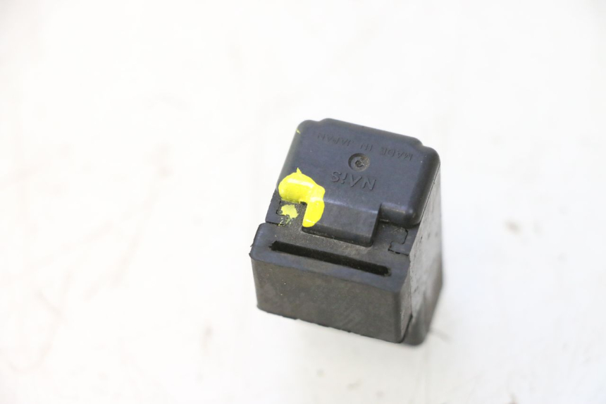 photo de ELEKTRISCHES RELAIS SUZUKI BURGMAN 125 (2007 - 2014) - Zoom auf Gebrauchszustand