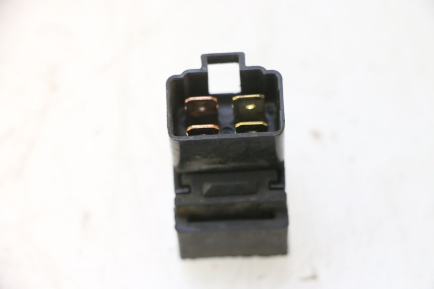 photo de ELEKTRISCHES RELAIS SUZUKI BURGMAN 125 (2007 - 2014) - Technische Nahaufnahme