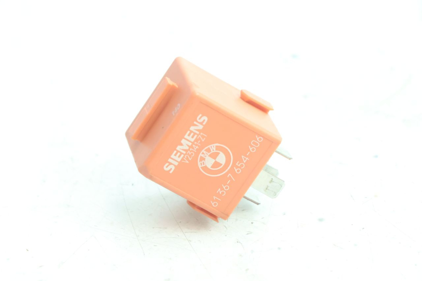 photo de ELEKTRISCHE RELAIS BMW C1 125 (2000 - 2003) - Detailansicht des Bauteils