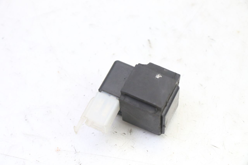 photo de RELAIS HONDA CBR RR FIREBLADE 900 (1992 - 1994) - Detailansicht des Bauteils