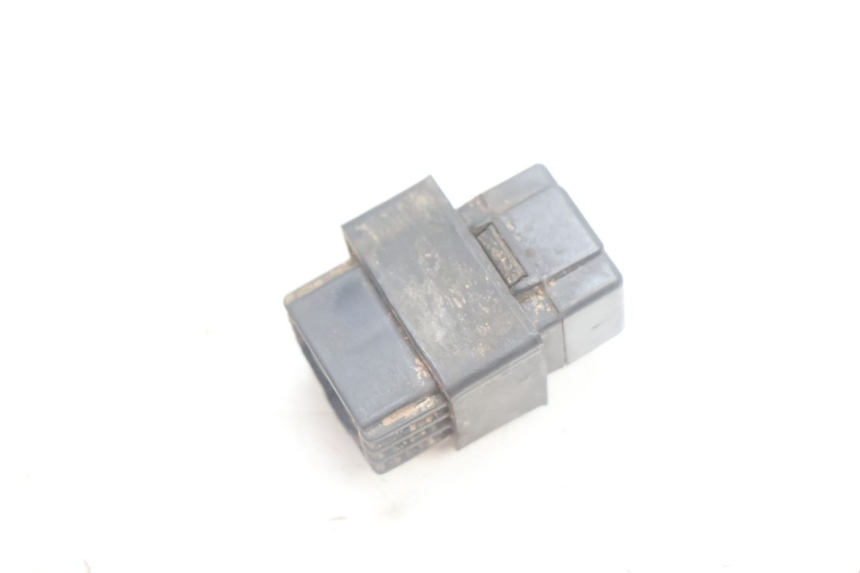 photo de RELAIS SUZUKI DR S 600 (1985 - 1989) - Alternative Perspektive