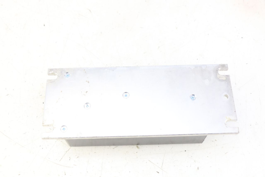 photo de ELEKTRISCHE RELAIS PEUGEOT E-VIVACITY 1 (2012 - 2018) - Gesamtansicht des Produkts