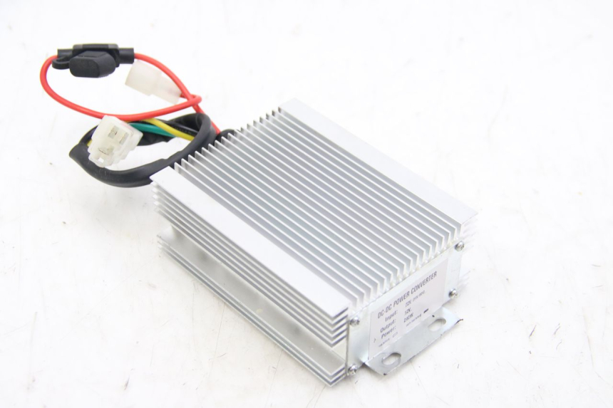 photo de ELEKTRISCHE RELAIS EFUN E2GO 1 (2017 - 2021) - Detailansicht des Bauteils