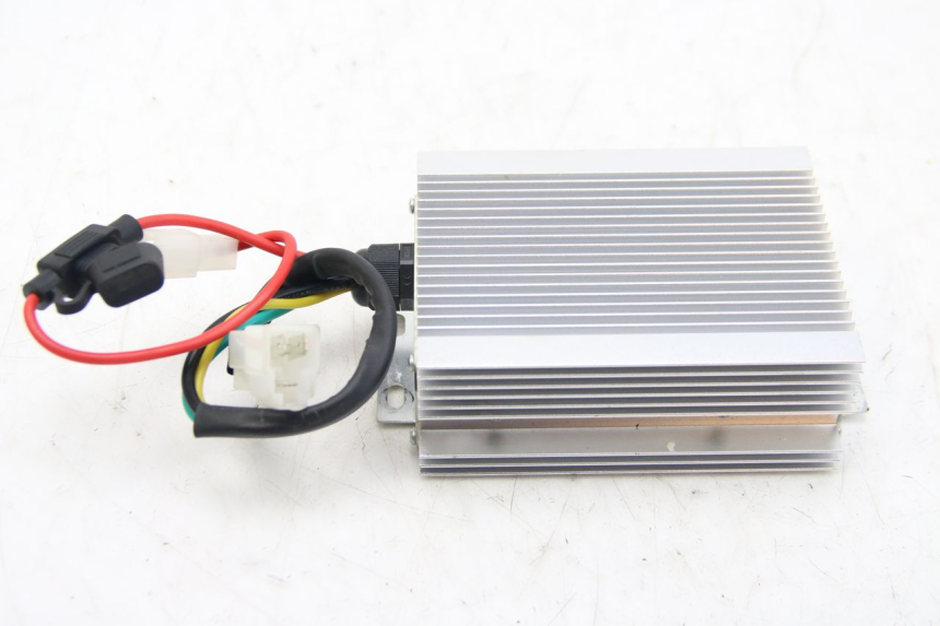 photo de ELEKTRISCHE RELAIS EFUN E2GO 1 (2017 - 2021) - Zoom auf Gebrauchszustand