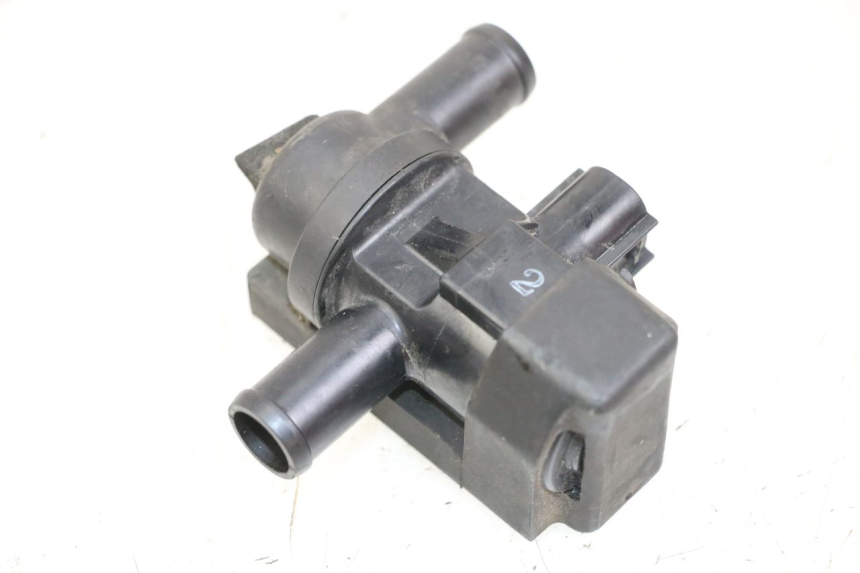 photo de RELAIS KAWASAKI ER-6 ER6 N 650 (2012 - 2016) - Hauptansicht