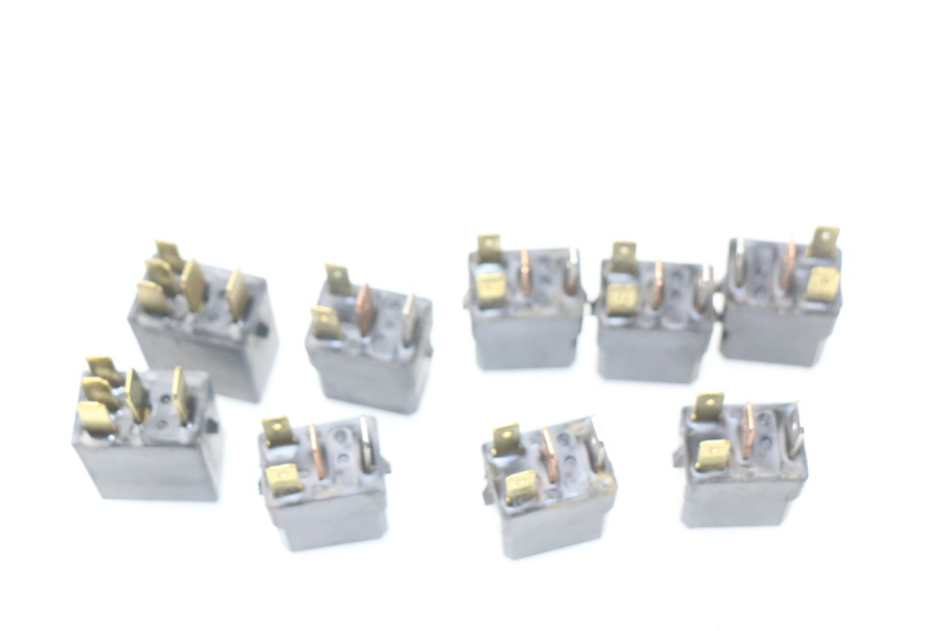 photo de ELEKTRISCHE RELAIS YAMAHA FJR ABS 1300 (2006 - 2012) - Detailansicht des Bauteils