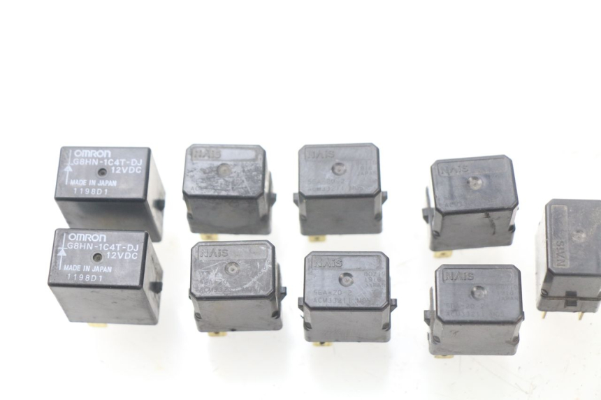 photo de ELEKTRISCHE RELAIS YAMAHA FJR ABS 1300 (2006 - 2012) - Zoom auf Gebrauchszustand