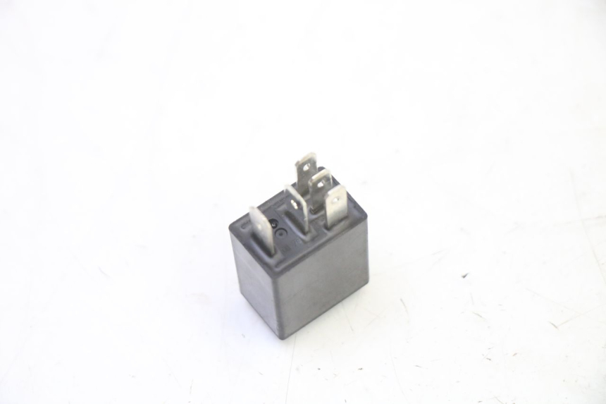 photo de RELAIS BMW G310 R 310 (2016 - 2020) - Zoom auf Gebrauchszustand