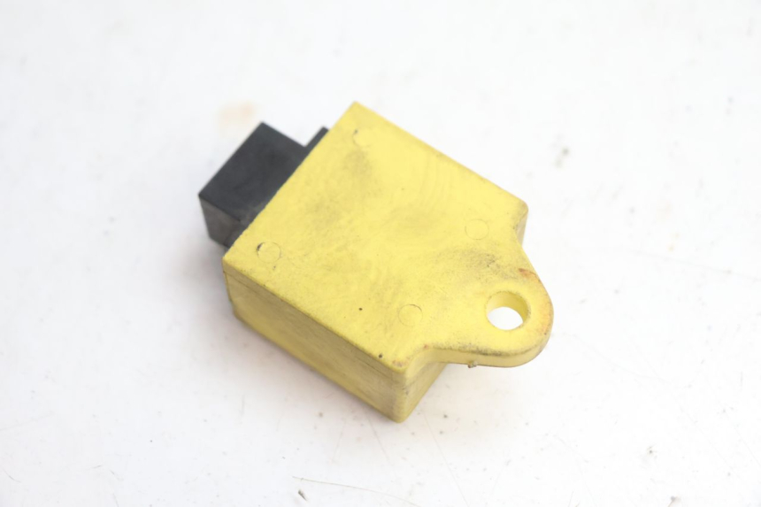 photo de ELEKTRISCHES RELAIS GILERA GP 800 (2007 - 2013) - Alternative Perspektive