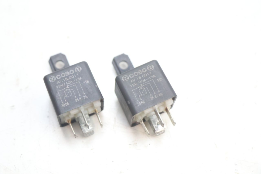photo de ELEKTRISCHES RELAIS GILERA GP 800 (2007 - 2013) - Hauptansicht