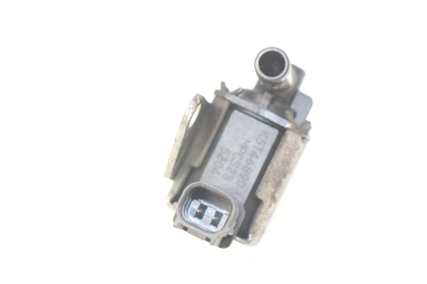 photo de ELEKTRISCHES RELAIS HONDA INTEGRA NC D 750 (2016 - 2018) - Zoom auf Gebrauchszustand