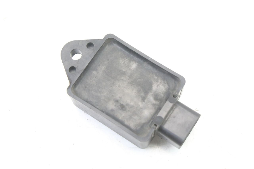 photo de ELEKTRISCHE RELAIS KAWASAKI ZR7 ZR-7 S 750 (1999 - 2004) - Alternative Perspektive