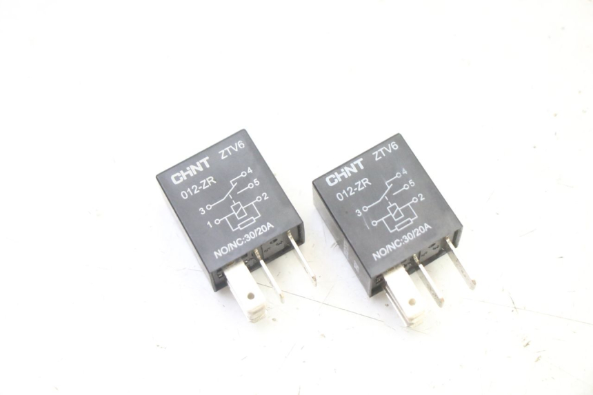 photo de ELEKTRISCHE RELAIS PEUGEOT KISBEE 4T 50 (2018 - 2022) - Hauptansicht