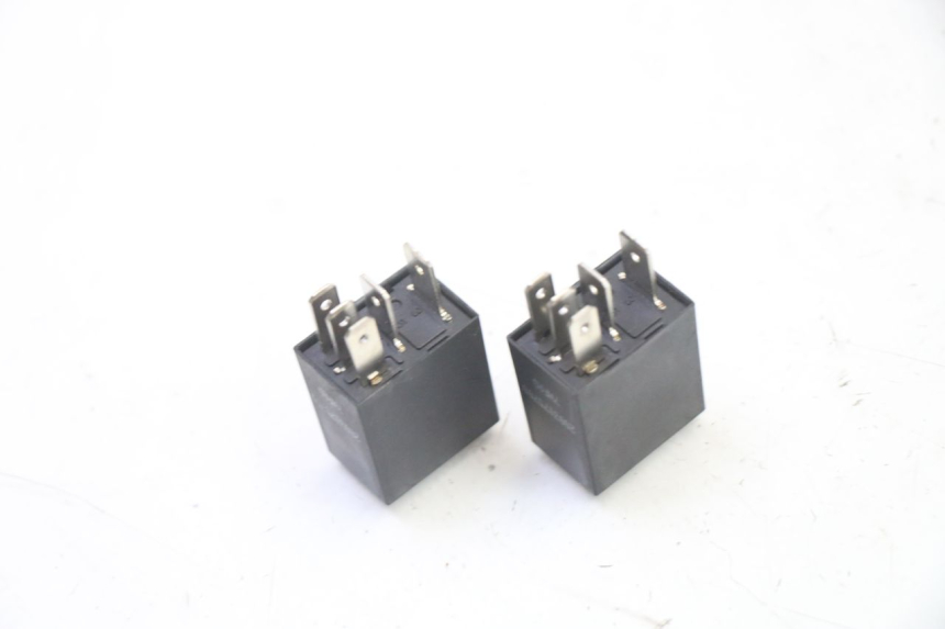 photo de ELEKTRISCHE RELAIS PEUGEOT KISBEE 4T 50 (2018 - 2022) - Zoom auf Gebrauchszustand