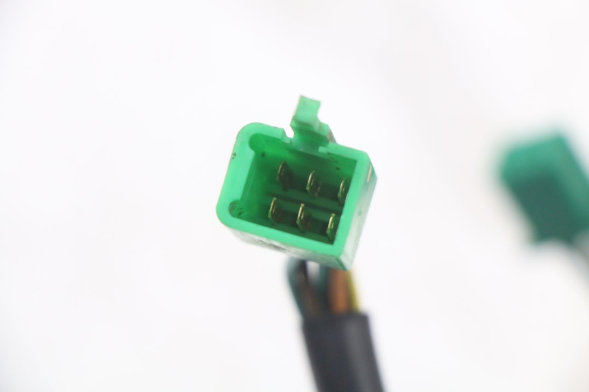 photo de ELEKTRISCHE RELAIS KYMCO X-TOWN XTOWN 125 (2016 - 2021) - Details der Befestigungspunkte