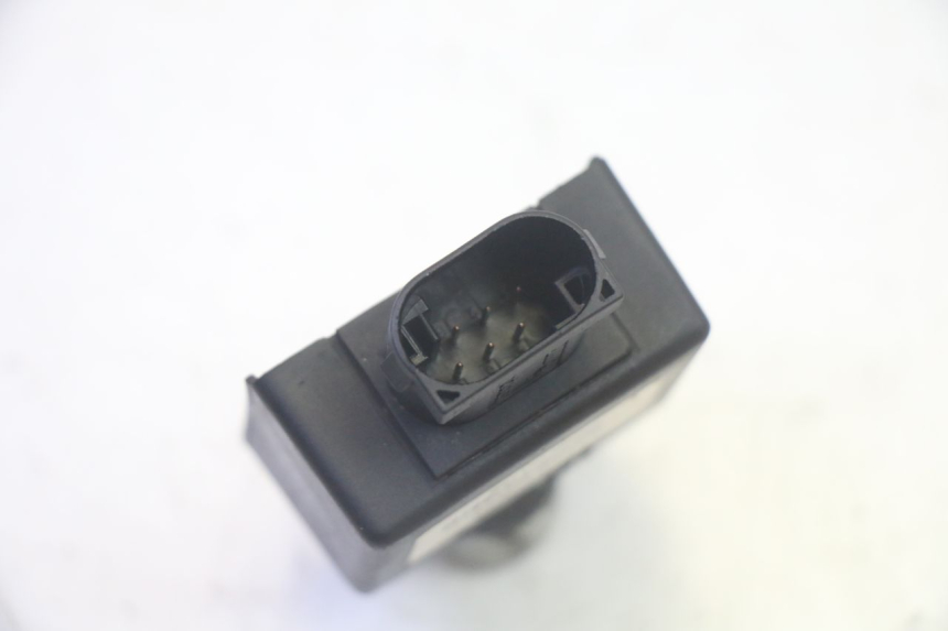 photo de ELEKTRISCHES RELAIS PEUGEOT LUDIX 50 (2005 - 2007) - Alternative Perspektive