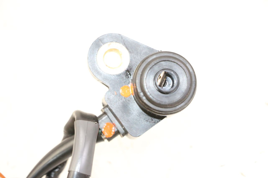 photo de RELAIS PIAGGIO MP3 HPE 310 (2024 - 2025) - Alternative Perspektive